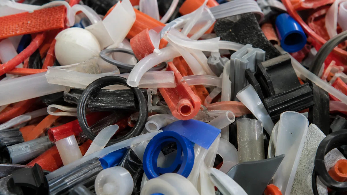 Mixed-colour silicone rubber scrap and offcuts