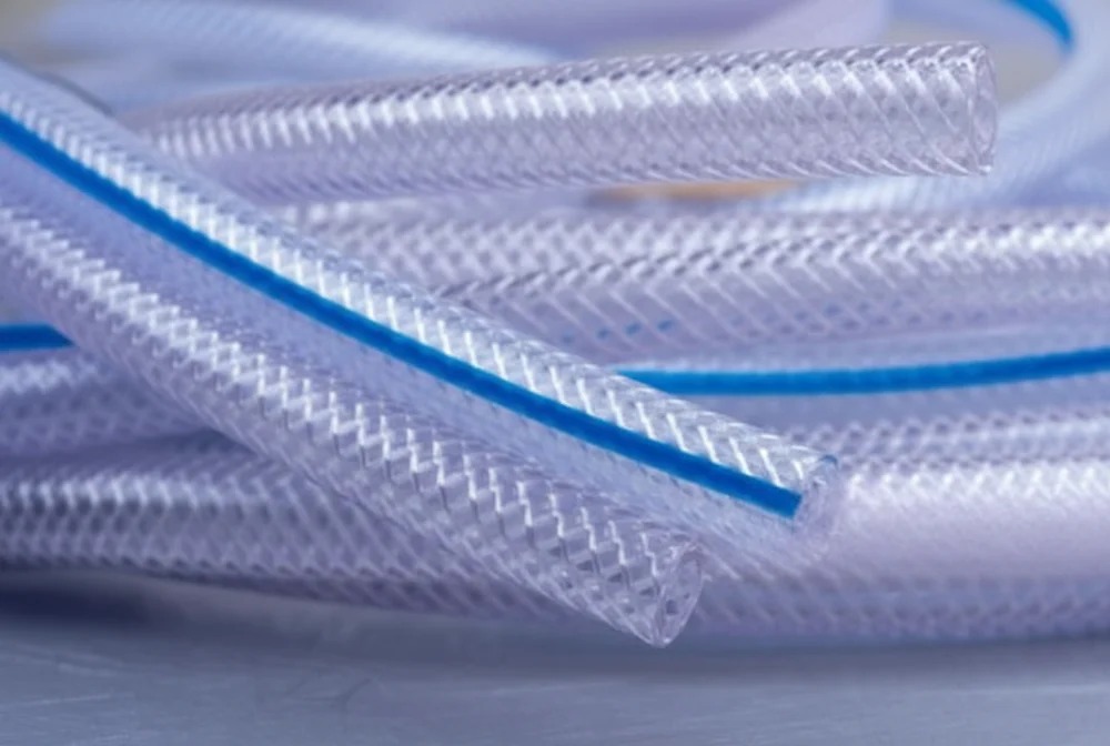 Moulded rubber components released from a hot production tool
